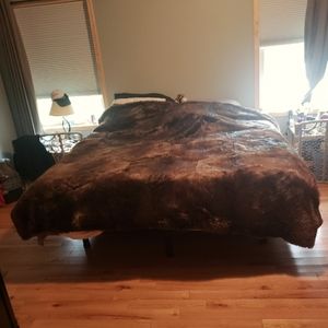100% brown Beaver fur satin lined king size blinket